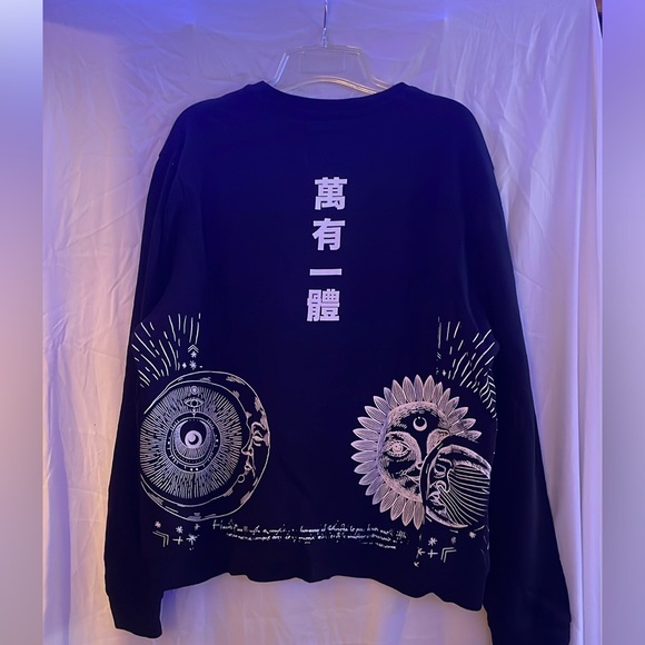 Blind Rooster Men’s Celestial Graphic Sweatshirt (PLEASE SEE NOTE) - Picture 2 of 5